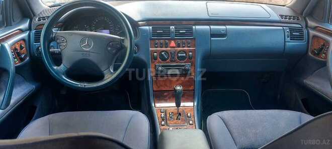 Mercedes E 240 1999, 368,000 km - 2.4 l - Bakı