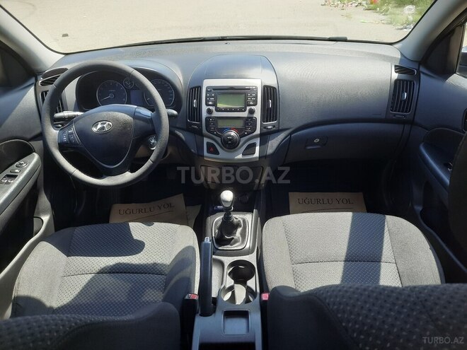 Hyundai i30 2010, 221,000 km - 1.4 l - Bakı