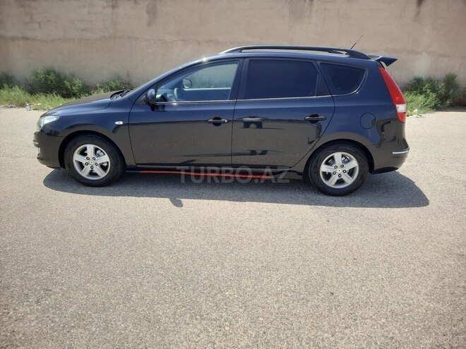 Hyundai i30 2010, 221,000 km - 1.4 l - Bakı