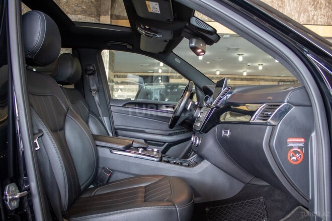 Mercedes GLS 350 4MATIC 2018, 120,000 km - 3.0 л - Bakı