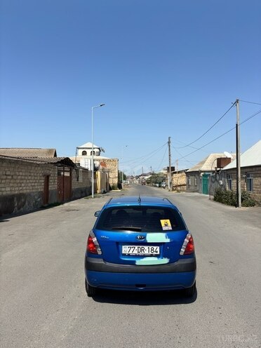 Kia Rio 2006, 128,000 km - 1.4 l - Gəncə