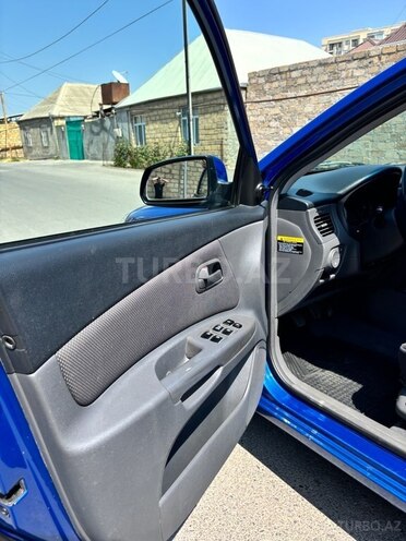 Kia Rio 2006, 128,000 km - 1.4 l - Gəncə