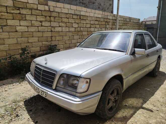 Mercedes E 250 1993, 450,000 km - 2.5 l - Bakı