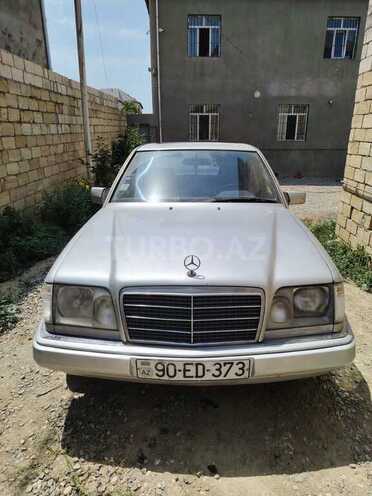 Mercedes E 250 1993, 450,000 km - 2.5 l - Bakı