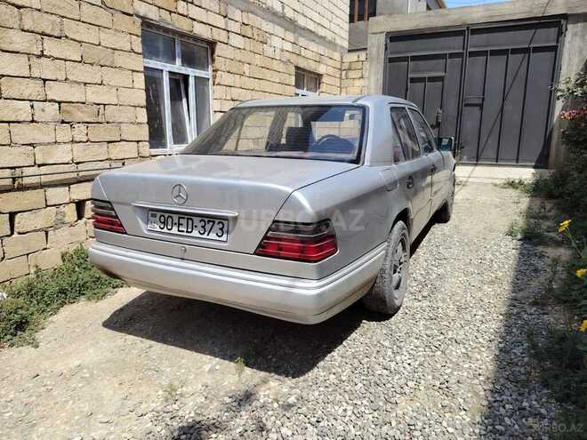 Mercedes E 250 1993, 450,000 km - 2.5 l - Bakı