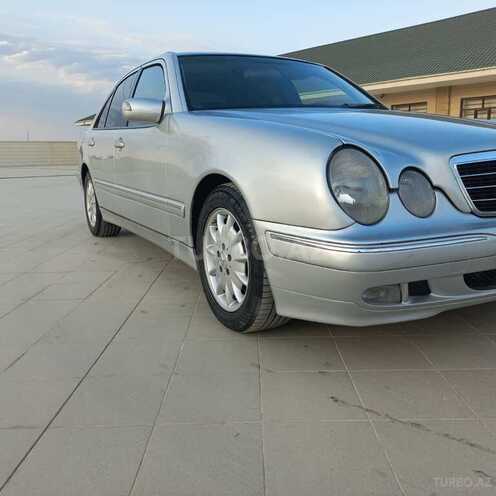 Mercedes E 220 d 2001, 245,000 km - 2.2 l - Bakı