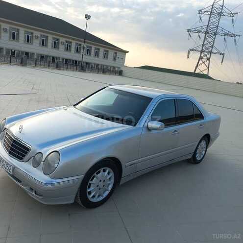 Mercedes E 220 d 2001, 245,000 km - 2.2 l - Bakı
