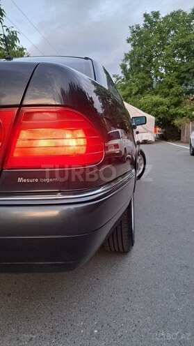Mercedes E 220 1998, 390,000 km - 2.2 l - Şəki