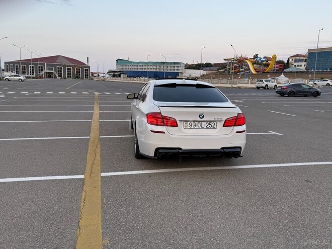 BMW 528 2013, 225,400 km - 2.0 l - Zərdab