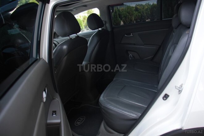 Kia Sportage 2011, 201,755 km - 2.0 l - İsmayıllı