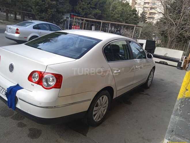 Volkswagen Passat 2010, 200,000 km - 3.2 l - Bakı