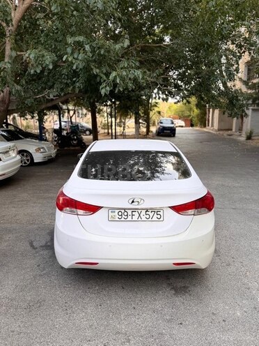 Hyundai Elantra 2014, 199,000 km - 1.6 l - Bakı