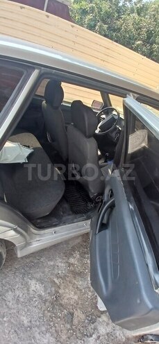 LADA (VAZ) 2115 2004, 149,600 km - 1.5 l - Yevlax