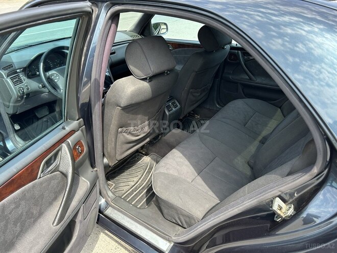 Mercedes E 270 2000, 504,500 km - 2.7 l - Kürdəmir