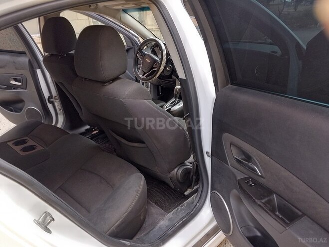 Chevrolet Cruze 2011, 377,926 km - 1.4 l - Şirvan