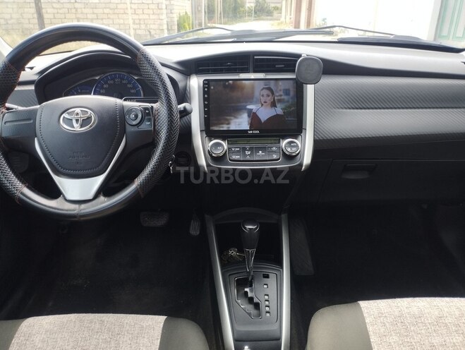 Toyota Corolla Fielder 2017, 135,289 km - 1.5 l - Bakı