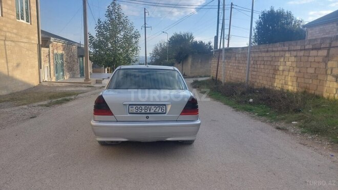 Mercedes C 220 d 1999, 260,000 km - 2.2 l - Şamaxı