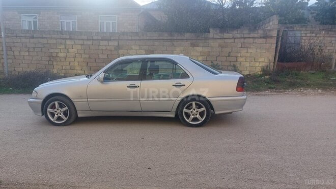 Mercedes C 220 d 1999, 260,000 km - 2.2 l - Şamaxı