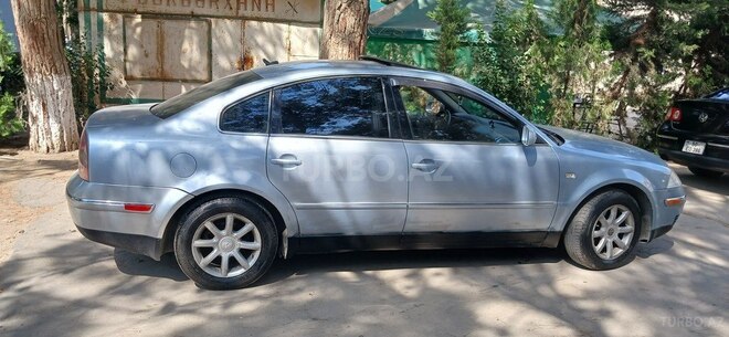 Volkswagen Passat 2003, 252,525 km - 1.8 l - Bakı