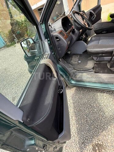 Mercedes Vito 2000, 701,000 km - 2.2 l - Astara
