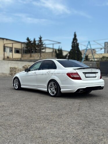 Mercedes C 250 2013, 210,000 km - 1.8 л - Bakı