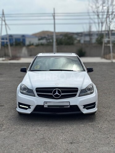 Mercedes C 250 2013, 210,000 km - 1.8 л - Bakı
