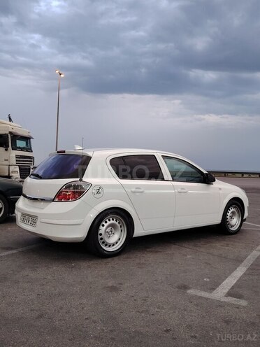 Opel Astra 2009, 162,000 km - 1.4 l - Bakı