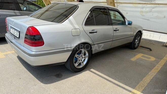 Mercedes C 200 1997, 300,000 km - 2.0 л - Bakı