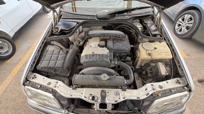 Mercedes C 200 1997, 300,000 km - 2.0 л - Bakı
