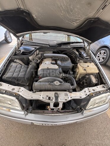 Mercedes C 200 1997, 300,000 km - 2.0 л - Bakı