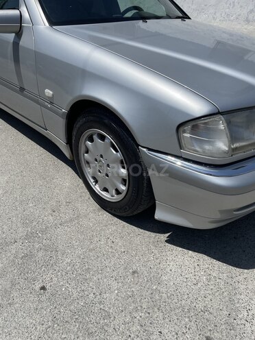 Mercedes C 240 1998, 398,000 km - 2.4 l - Göyçay