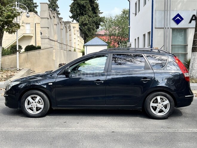 Hyundai i30 2009, 275,000 km - 1.4 л - Göyçay