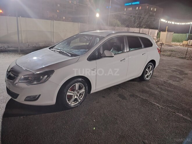 Opel Astra 2011, 350,000 km - 1.3 l - Sumqayıt
