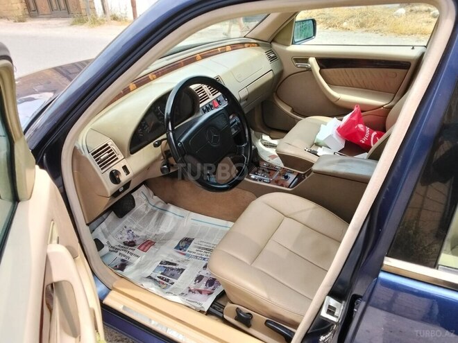 Mercedes C 220 d 2000, 367,000 km - 2.2 l - Bakı