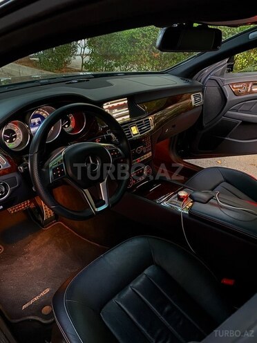 Mercedes CLS 350 2014, 72,000 km - 3.5 l - Bakı