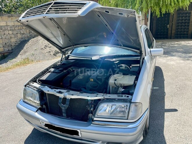 Mercedes C 240 1998, 398,000 km - 2.4 l - Göyçay