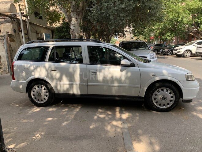 Opel Astra 2002, 415,000 km - 1.8 l - Bakı