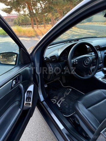 Mercedes C 230 2005, 331,000 km - 2.5 l - Bakı