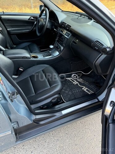 Mercedes C 230 2005, 331,000 km - 2.5 l - Bakı