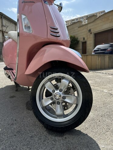 Vespa  2017, 0 km - 0.1 l - Bakı
