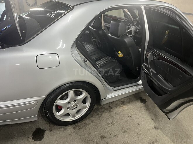 Mercedes E 220 d 2000, 255,520 km - 2.2 l - Gəncə