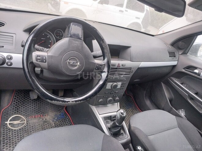 Opel Astra 2006, 270,000 km - 1.3 l - Gəncə