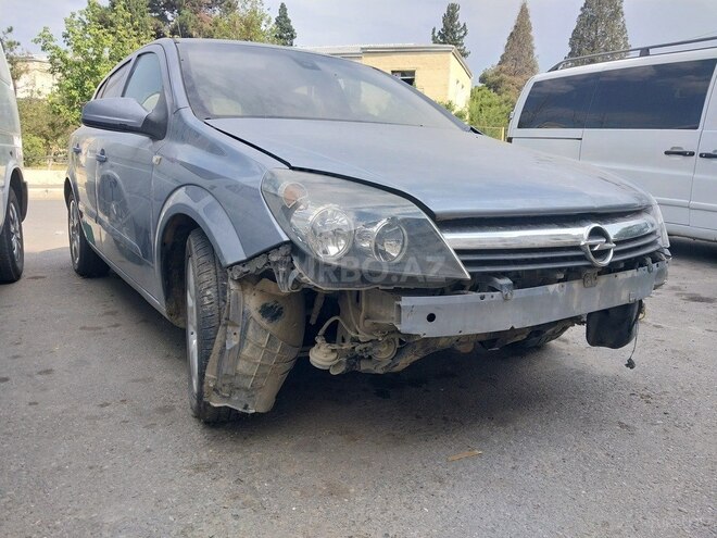 Opel Astra 2006, 270,000 km - 1.3 l - Gəncə