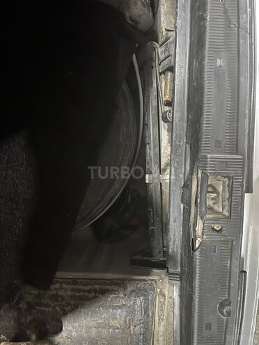 Mercedes E 220 d 2000, 255,520 km - 2.2 l - Gəncə