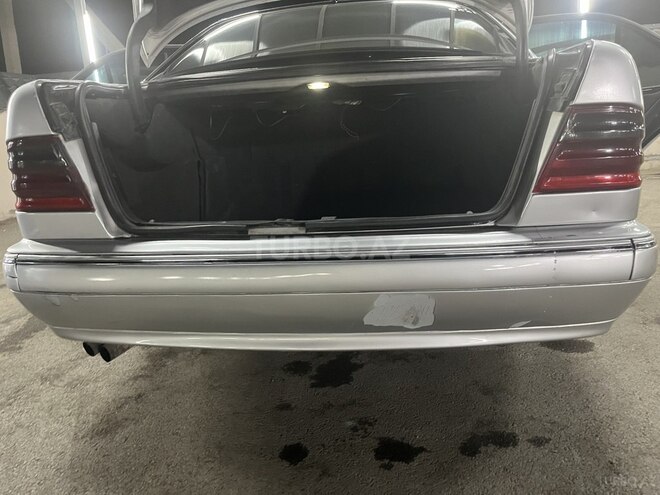 Mercedes E 220 d 2000, 255,520 km - 2.2 l - Gəncə