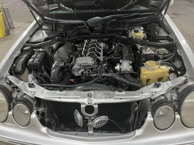 Mercedes E 220 d 2000, 255,520 km - 2.2 l - Gəncə