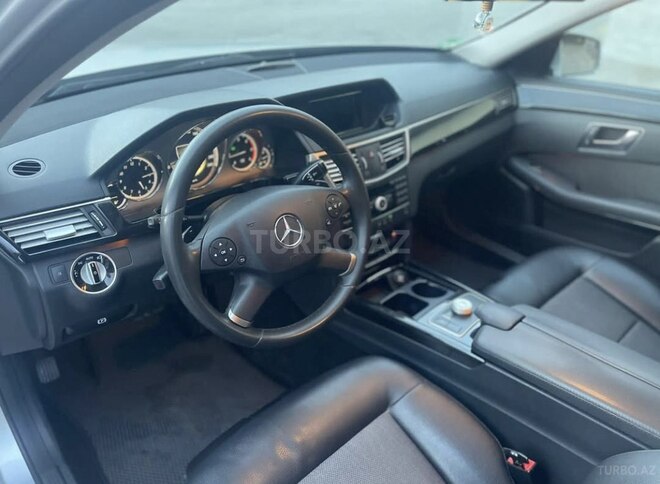 Mercedes E 220 d 2011, 300,900 km - 2.1 l - Bakı
