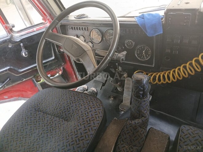 KamAz 55111 1986, 900,000 km - 11.0 l - Gəncə