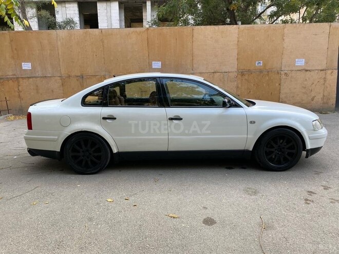 Volkswagen Passat 1999, 184,521 km - 2.8 l - Bakı