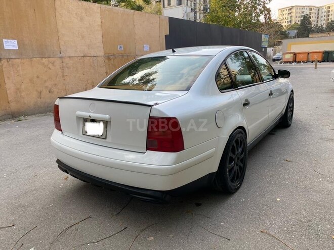 Volkswagen Passat 1999, 184,521 km - 2.8 l - Bakı
